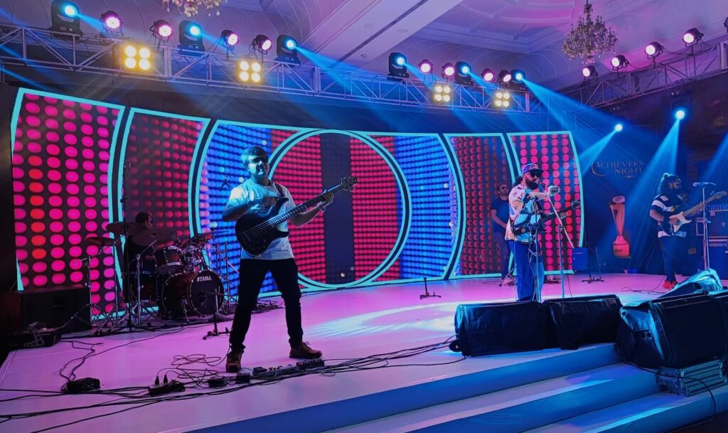 VJ Aakash Burman