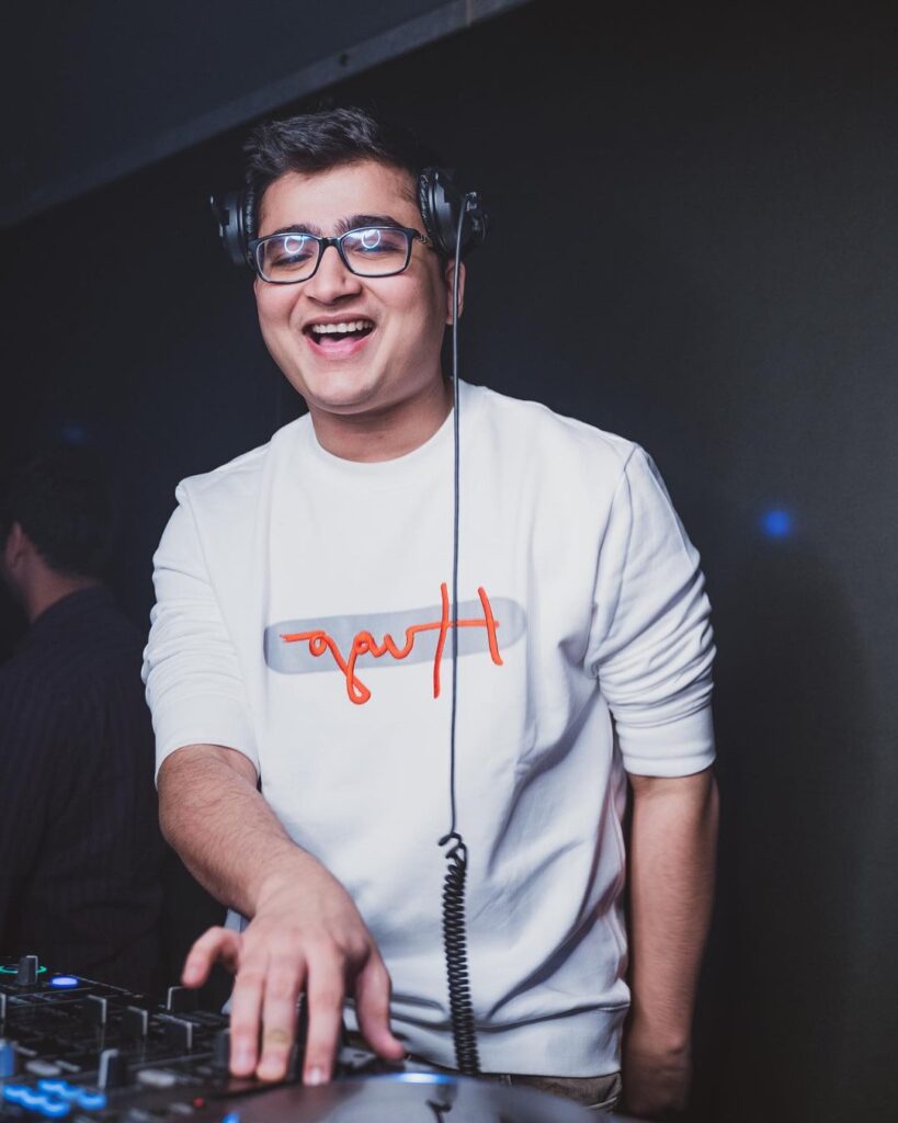 DJ Aayush