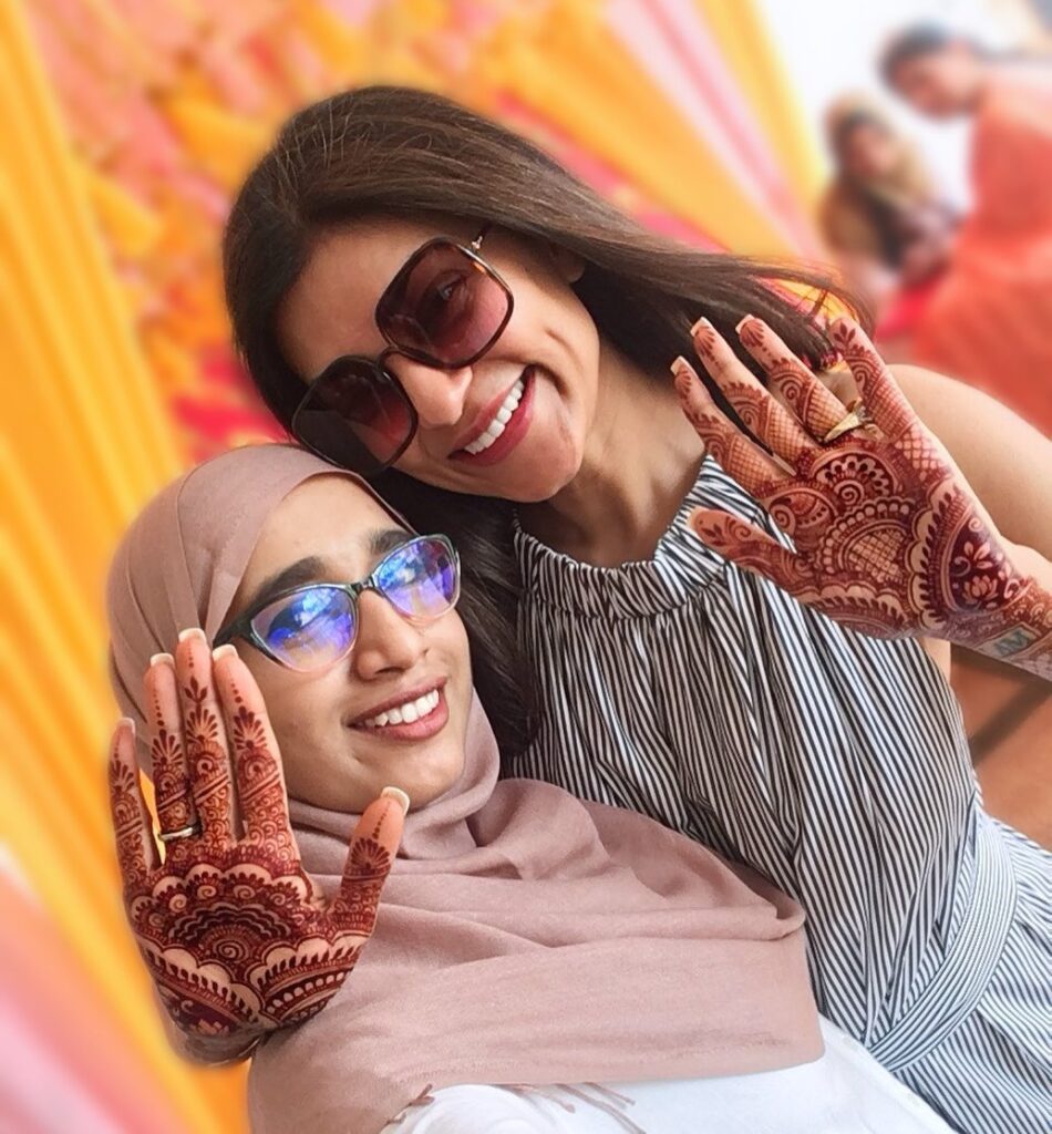 Halima Khan Nizami - Mehendi Artist