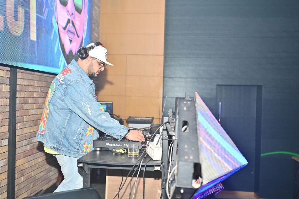 DJ Sue Project