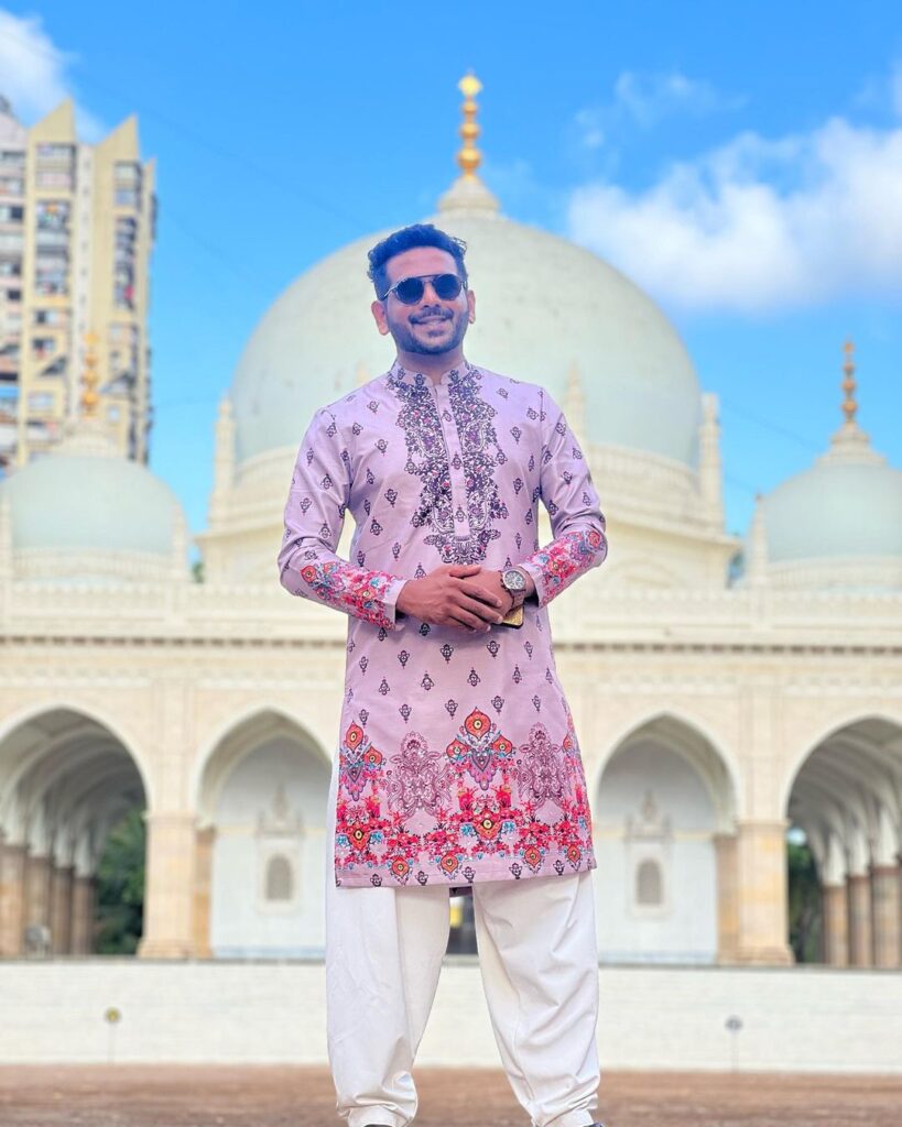 Anchor Azhar Kazi