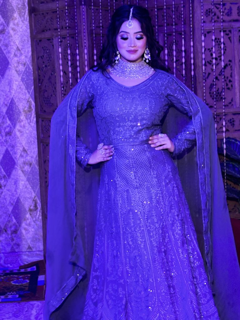 Amna Makeovers